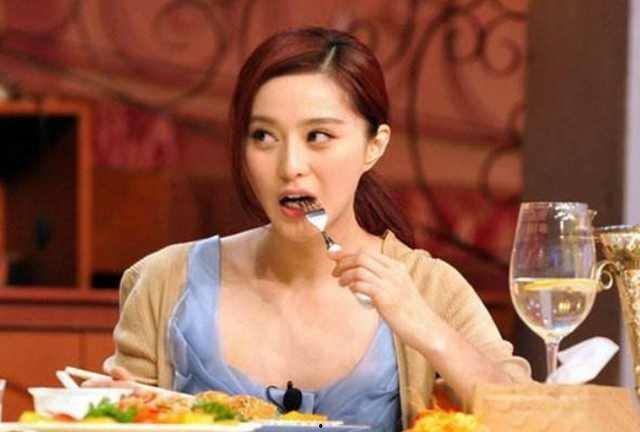 娱乐吃瓜君卓仕琳,从一字马校花到网红辣妈，揭秘她的成名之路与情感生活”