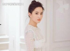 娱乐吃瓜四字女星,揭秘她的神秘面纱